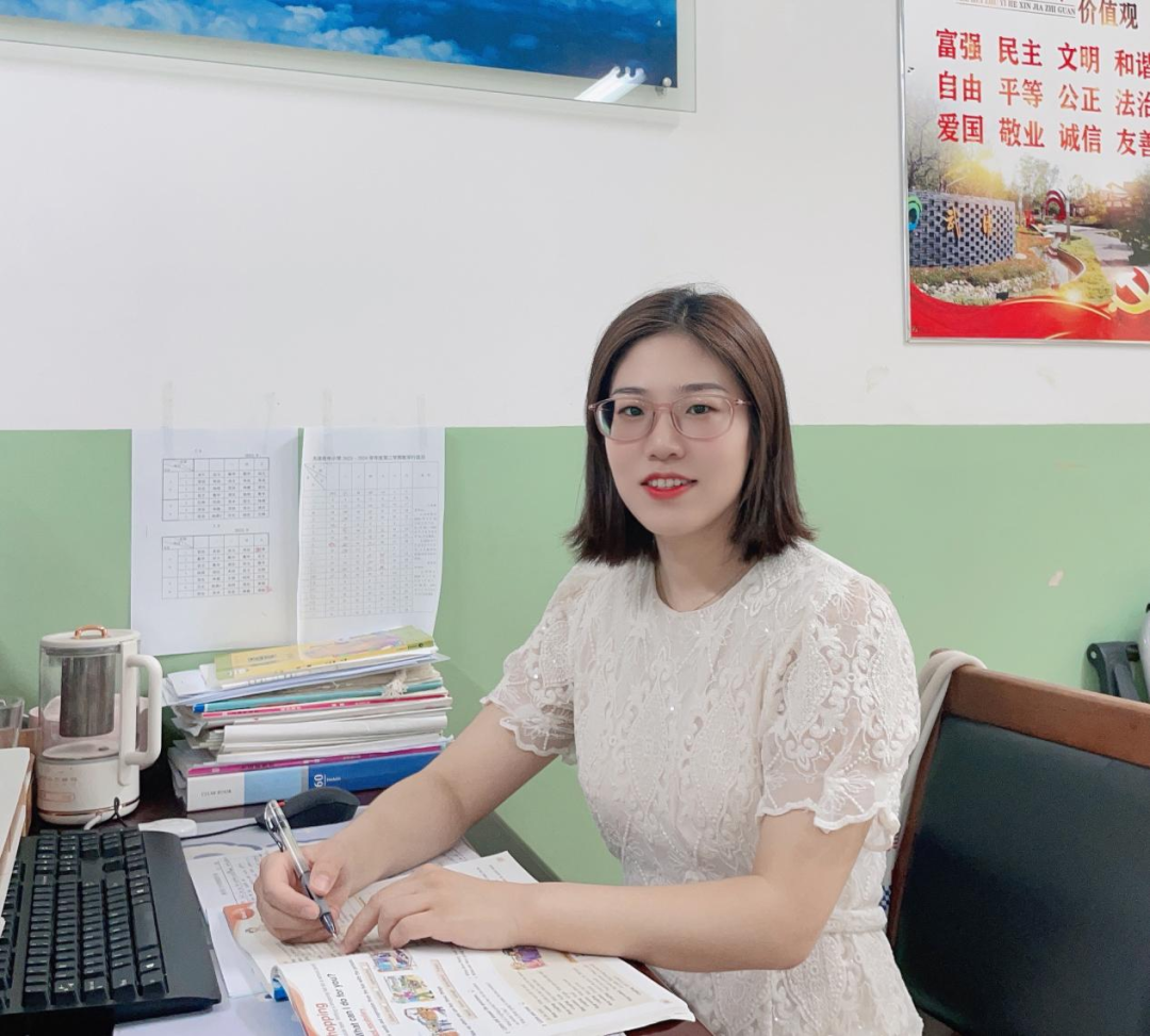 张蕊老师